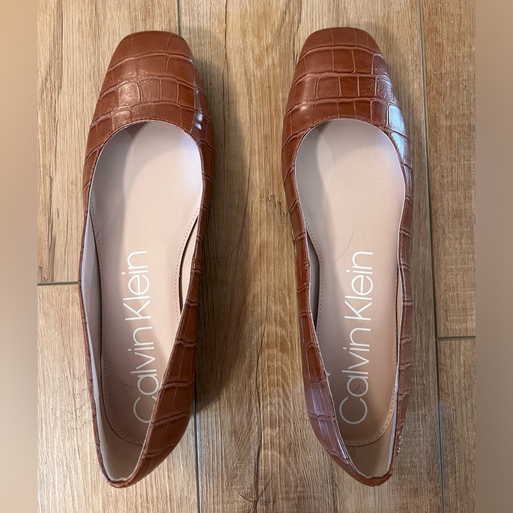 Calvin Klein Heidy Flats Women Size 11